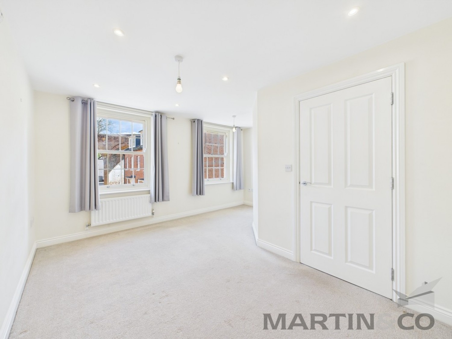Dunham Mews, Hatfield