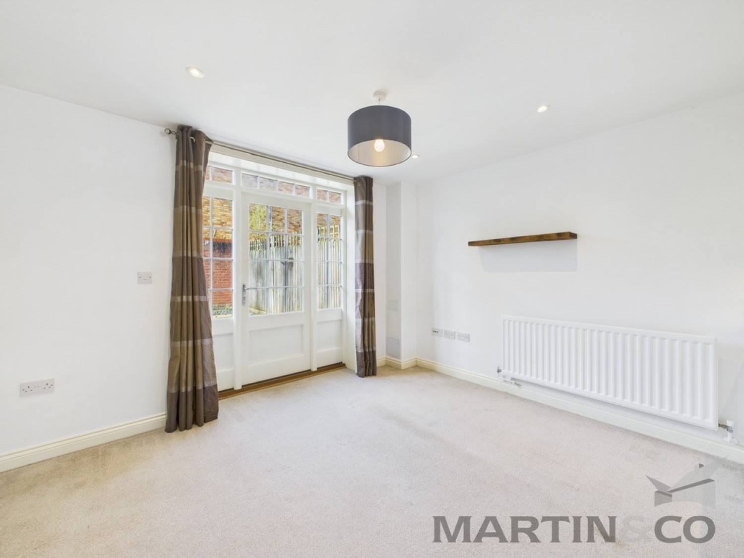 Dunham Mews, Hatfield