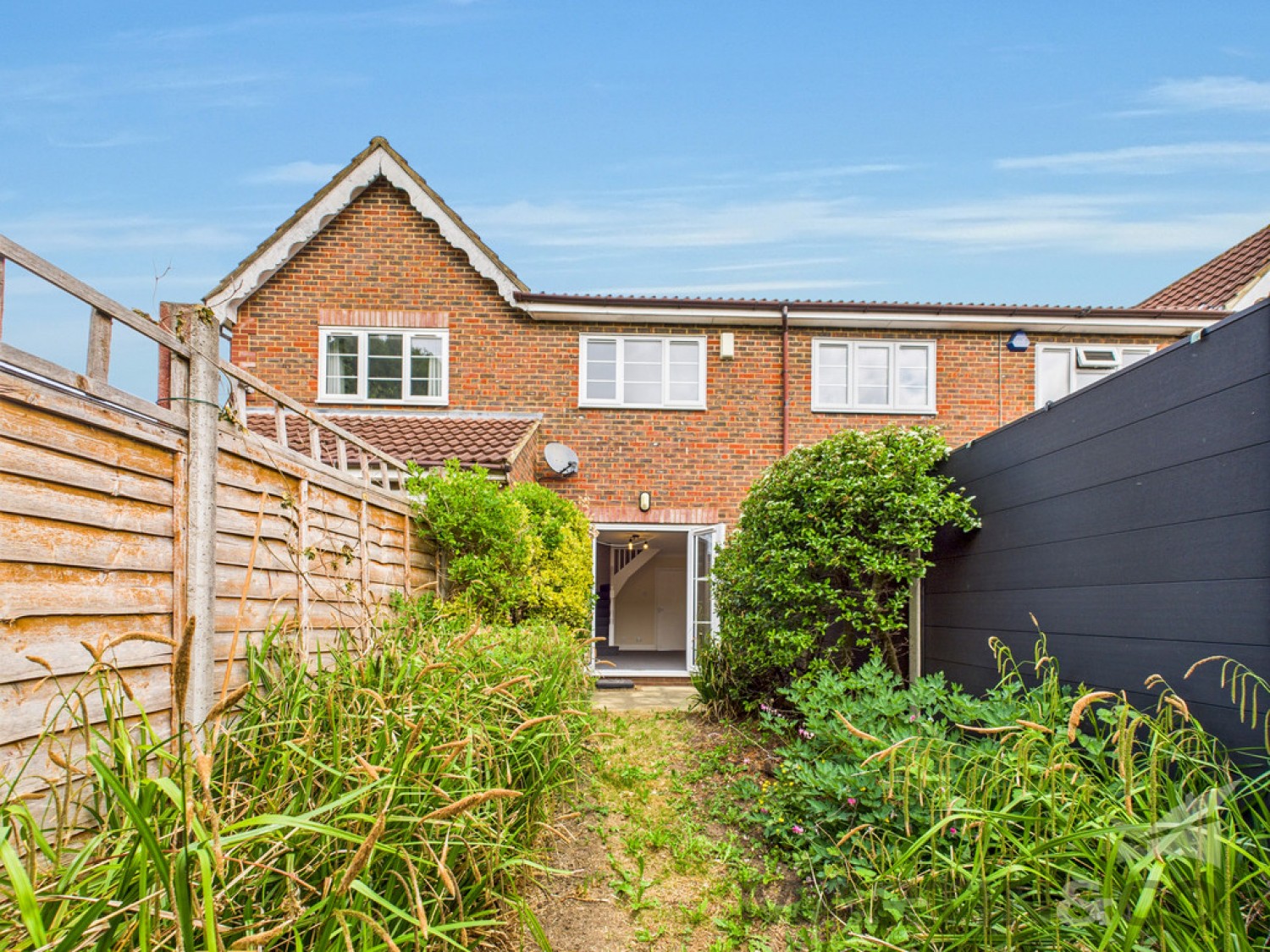 Holmbury St Mary Court, St Albans