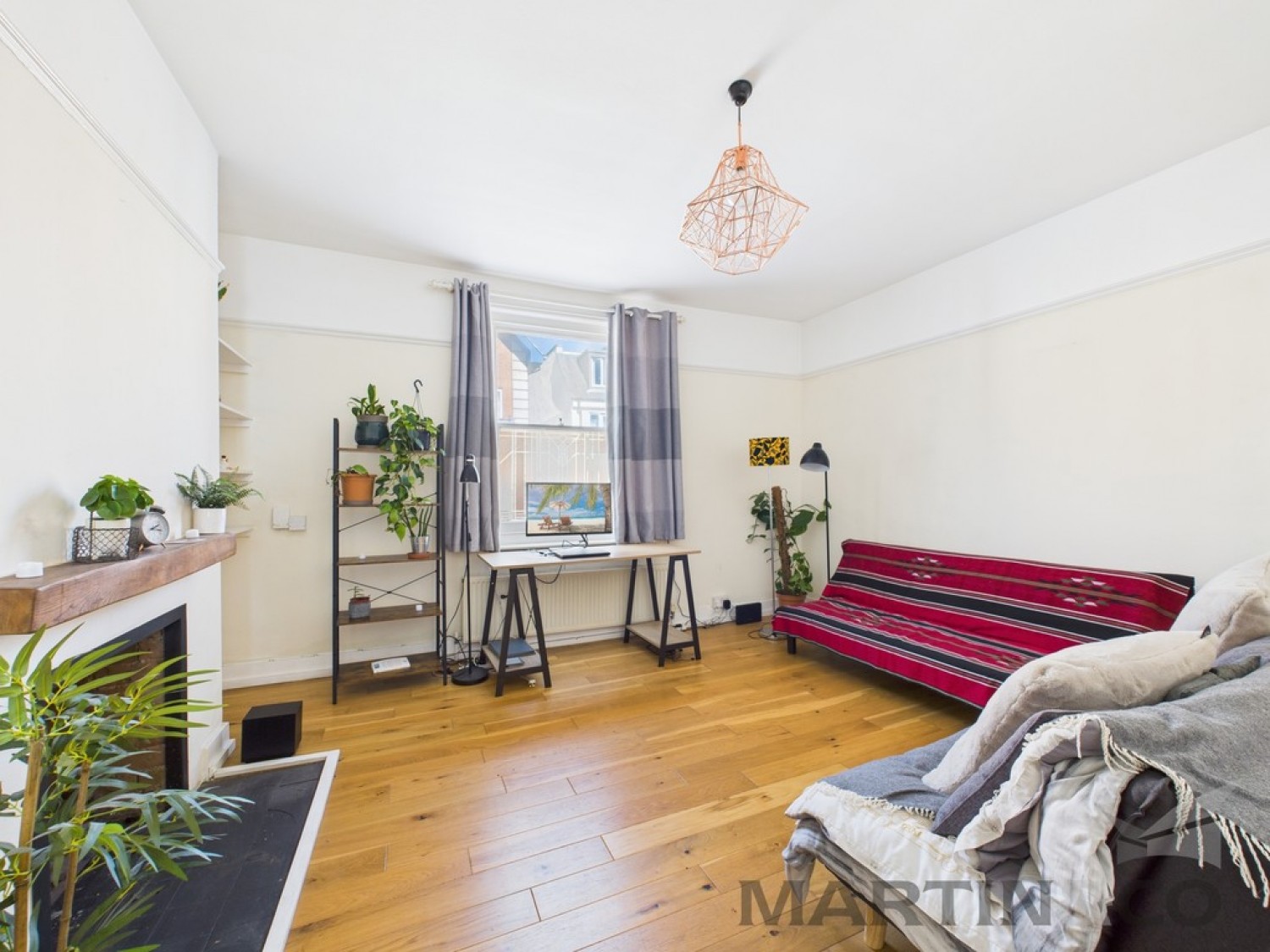 2 bedroom Flat for Sale London Road, St Albans