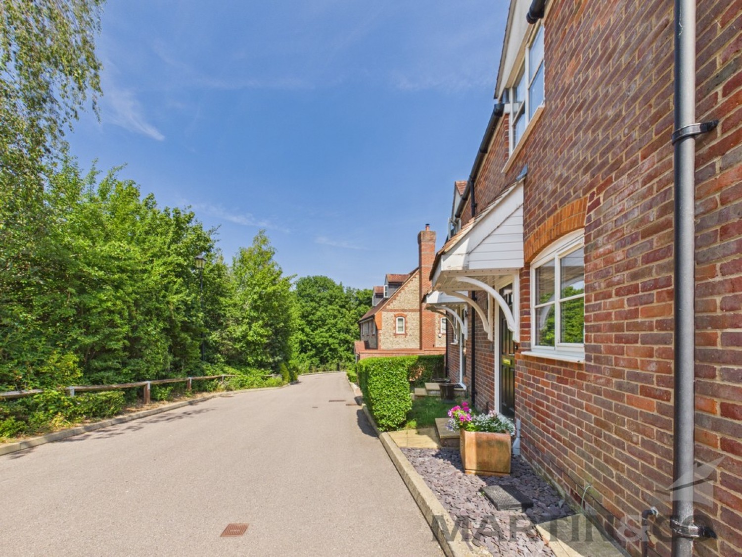 2 bedroom House for Sale Humbers Hoe in Markyate