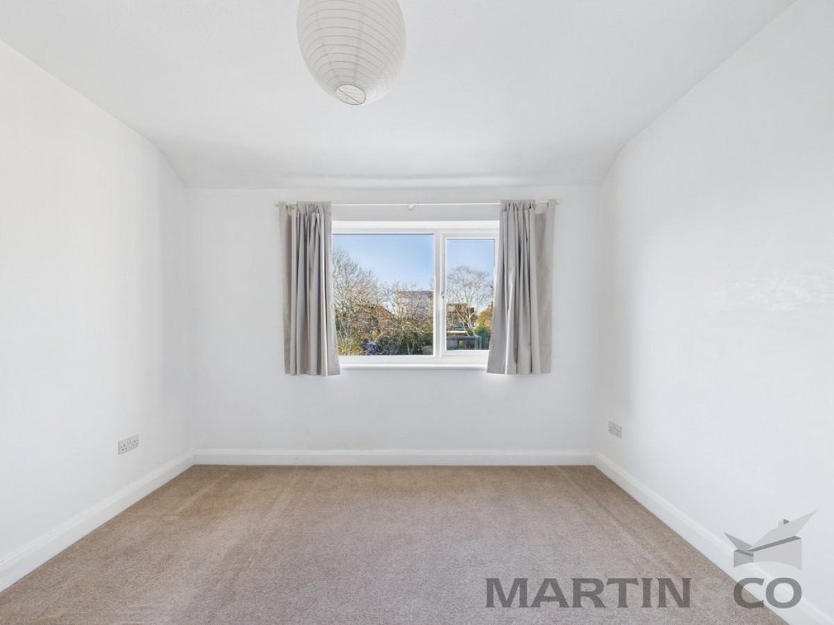 Oakwood Drive, St Albans