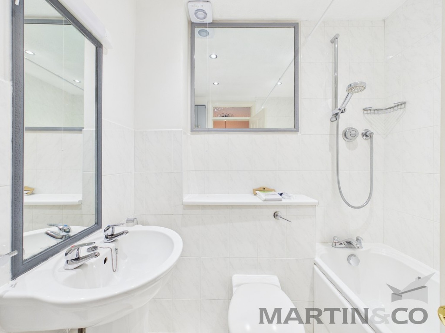 2 bedroom House in Old London Road, St Albans