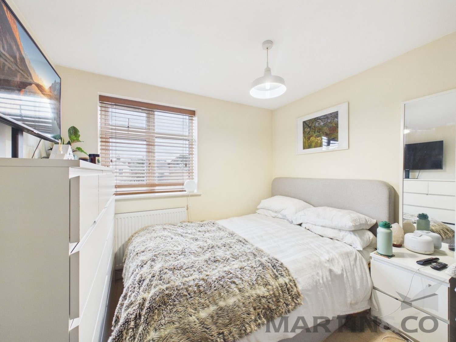 2 bedroom Flat for Sale Bede Court, Royston Road