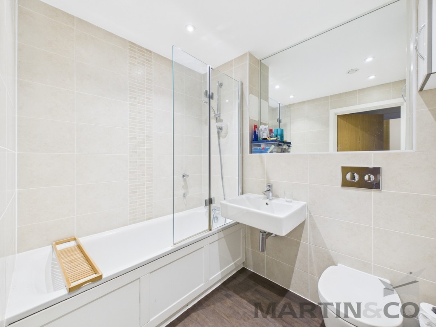 2 bedroom Flat for Sale Barcino House, Charrington Place