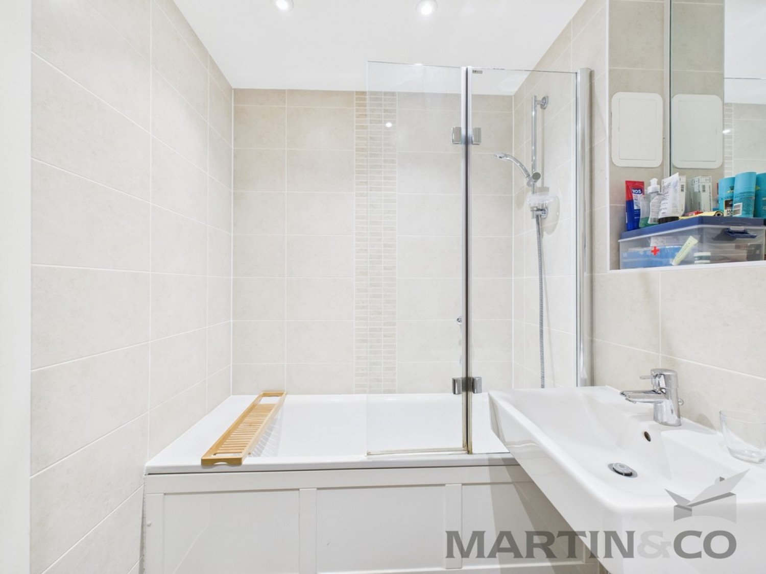 2 bedroom Flat for Sale Barcino House, Charrington Place