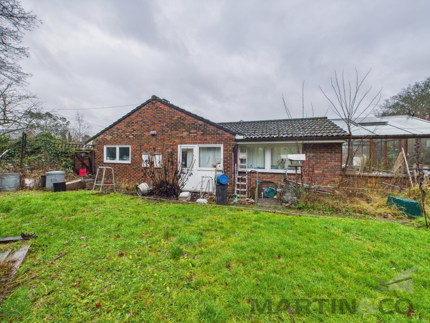 3 bedroom Bungalow for Sale Hazel Road, Park Street, St Albans