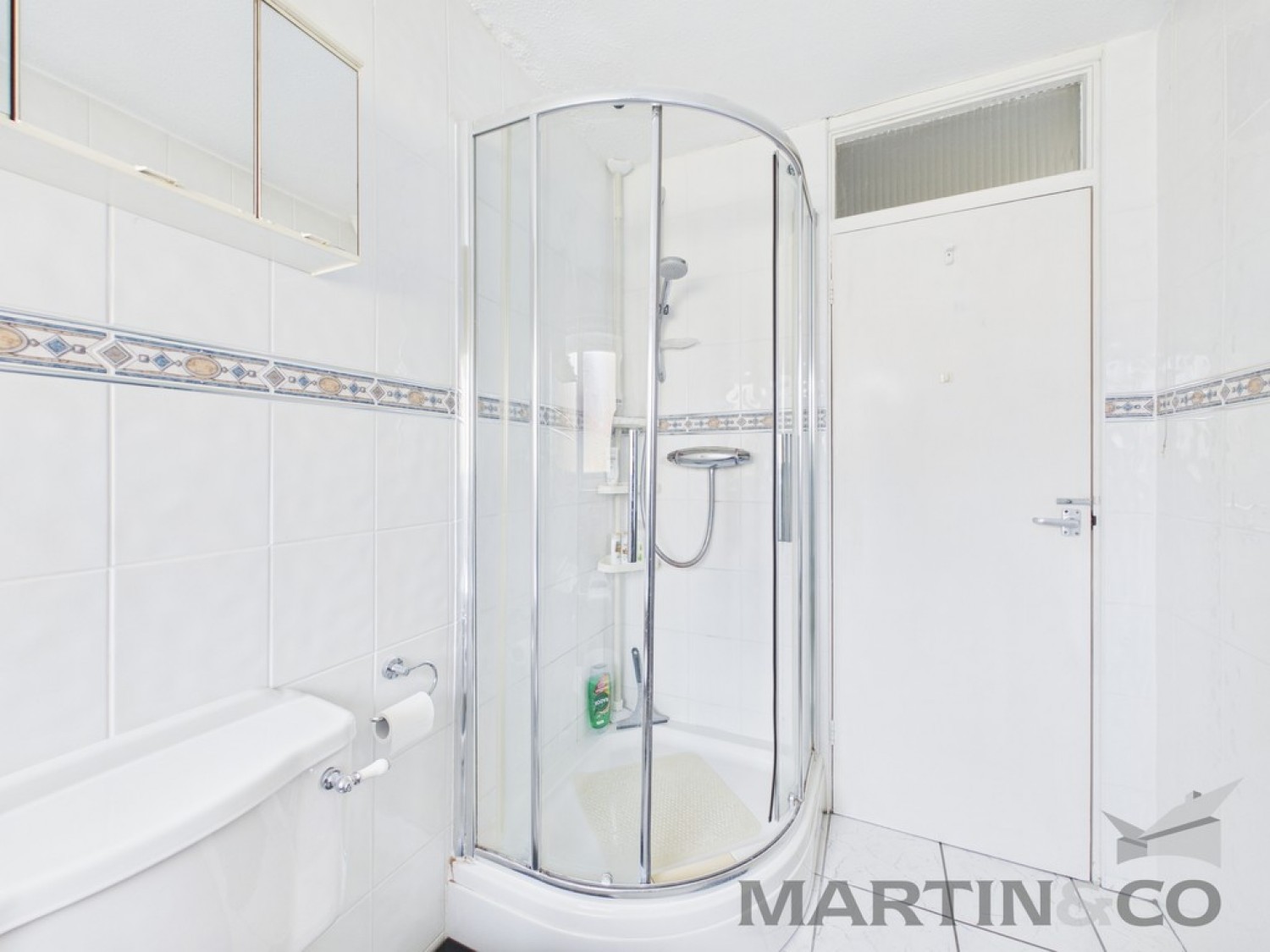 3 bedroom Flat for Sale The Dell, Sandpit Lane, St Albans