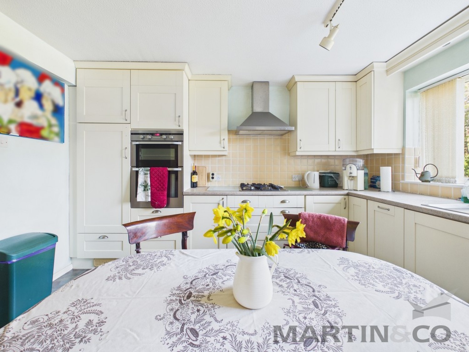 3 bedroom Flat for Sale The Dell, Sandpit Lane, St Albans