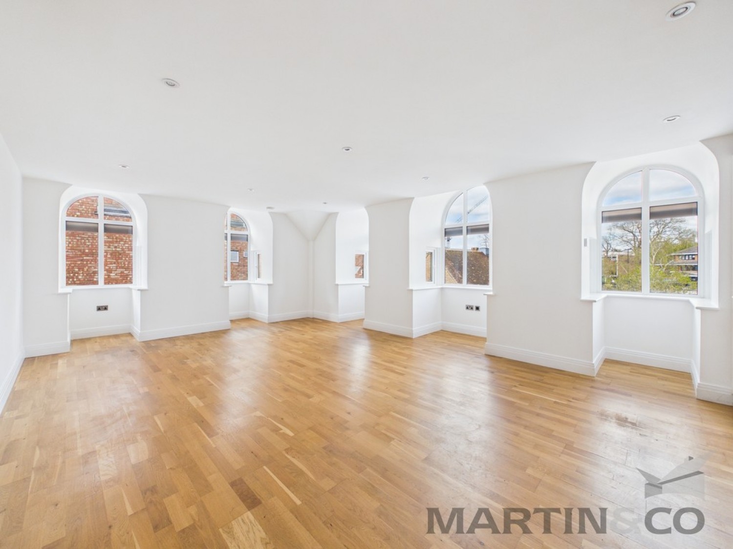 2 bedroom Flat for Letting Victoria Street, St Albans