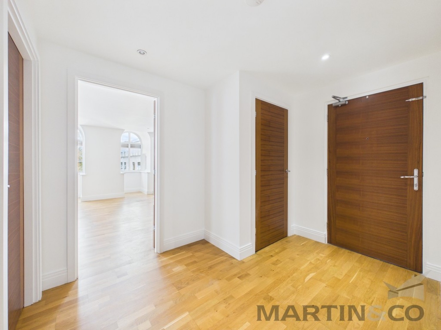 2 bedroom Flat for Letting Victoria Street, St Albans