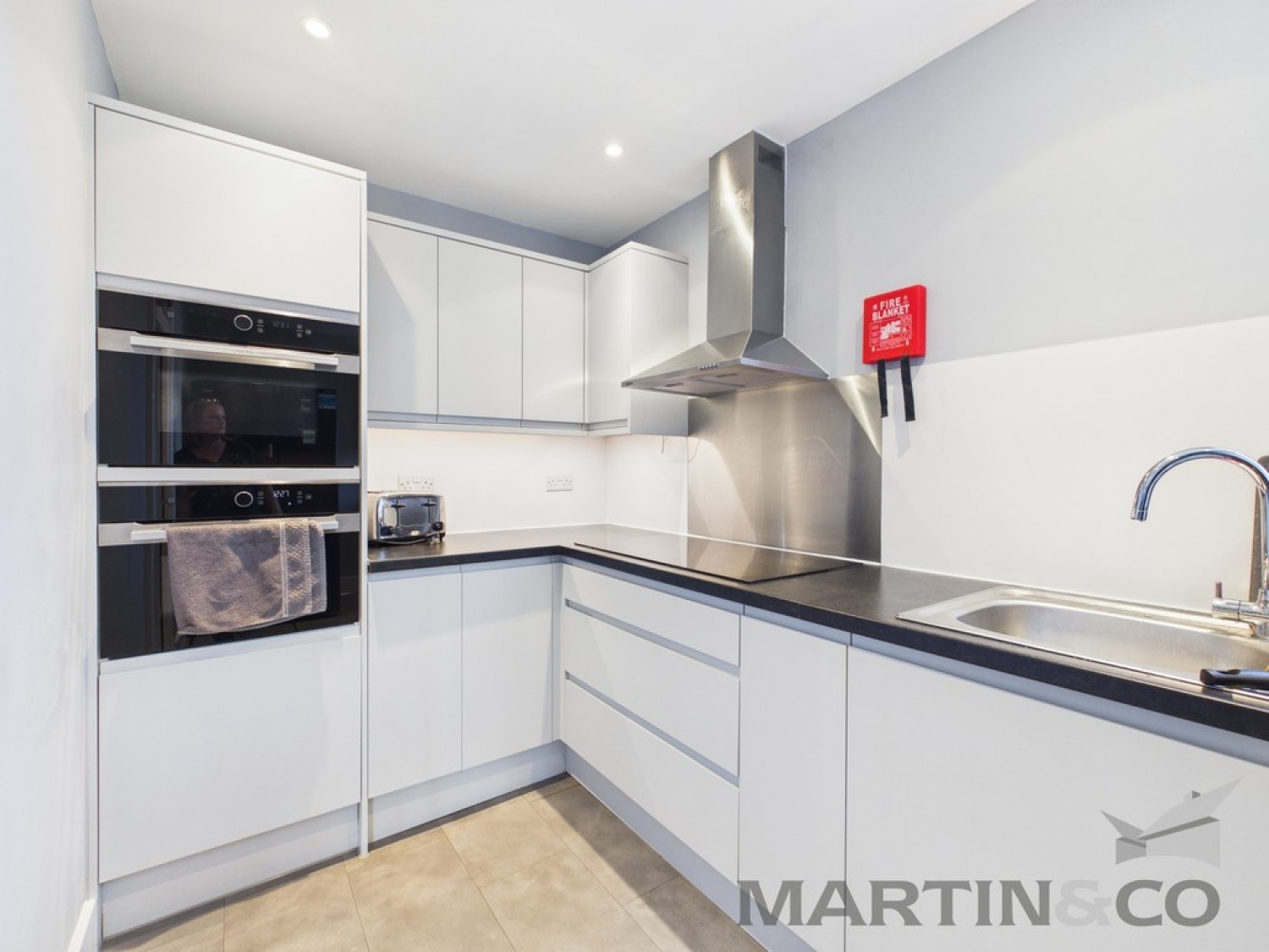 6 bedroom House of Multiple Occupation for Letting Kenton Lane, Harrow Weald
