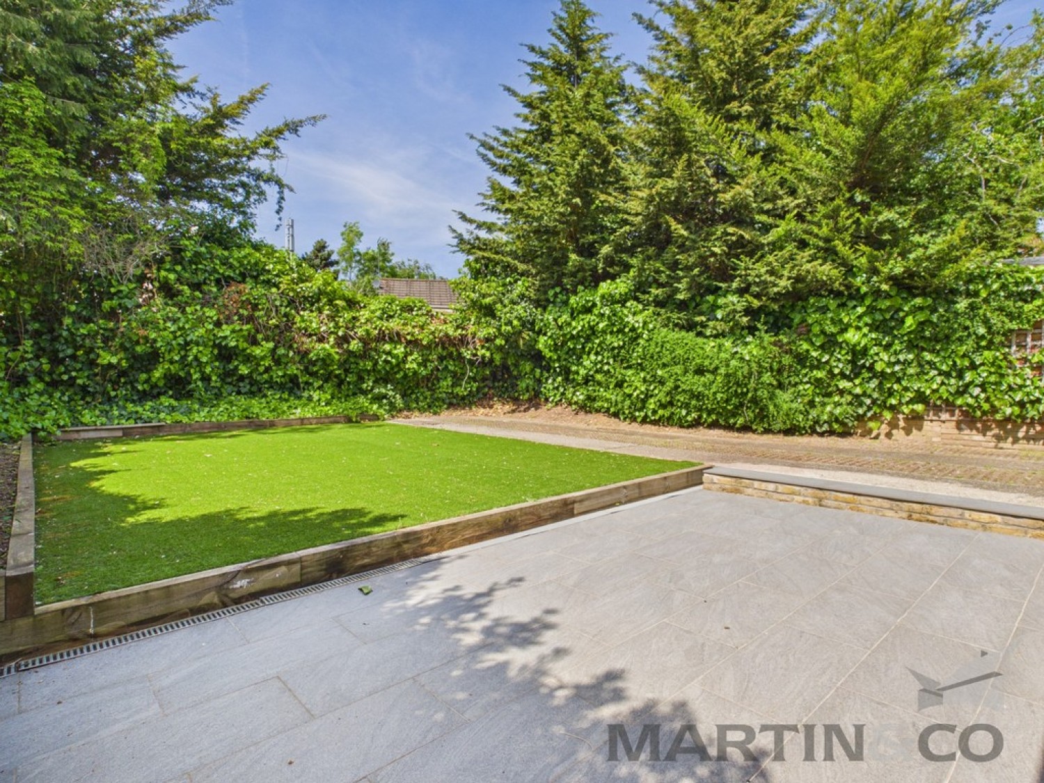 6 bedroom House of Multiple Occupation for Letting Kenton Lane, Harrow Weald