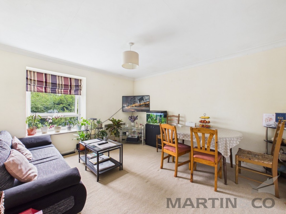 Ramsbury Road