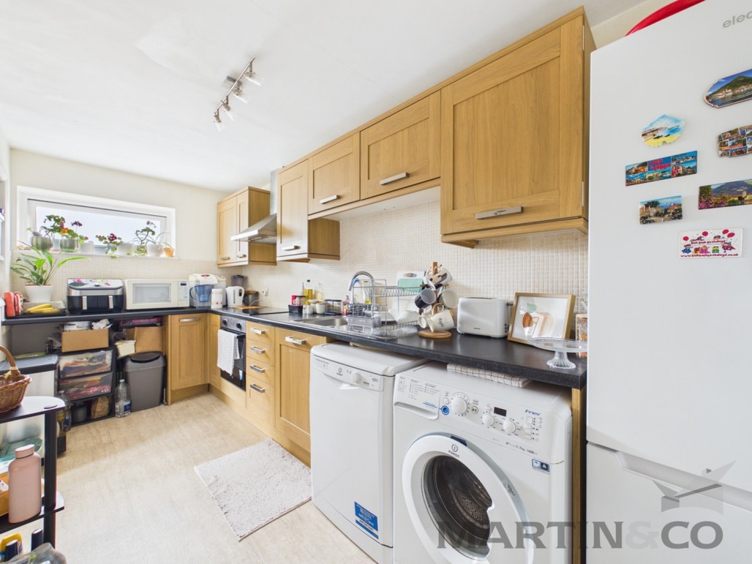 2 bedroom Flat for Sale Ramsbury Road