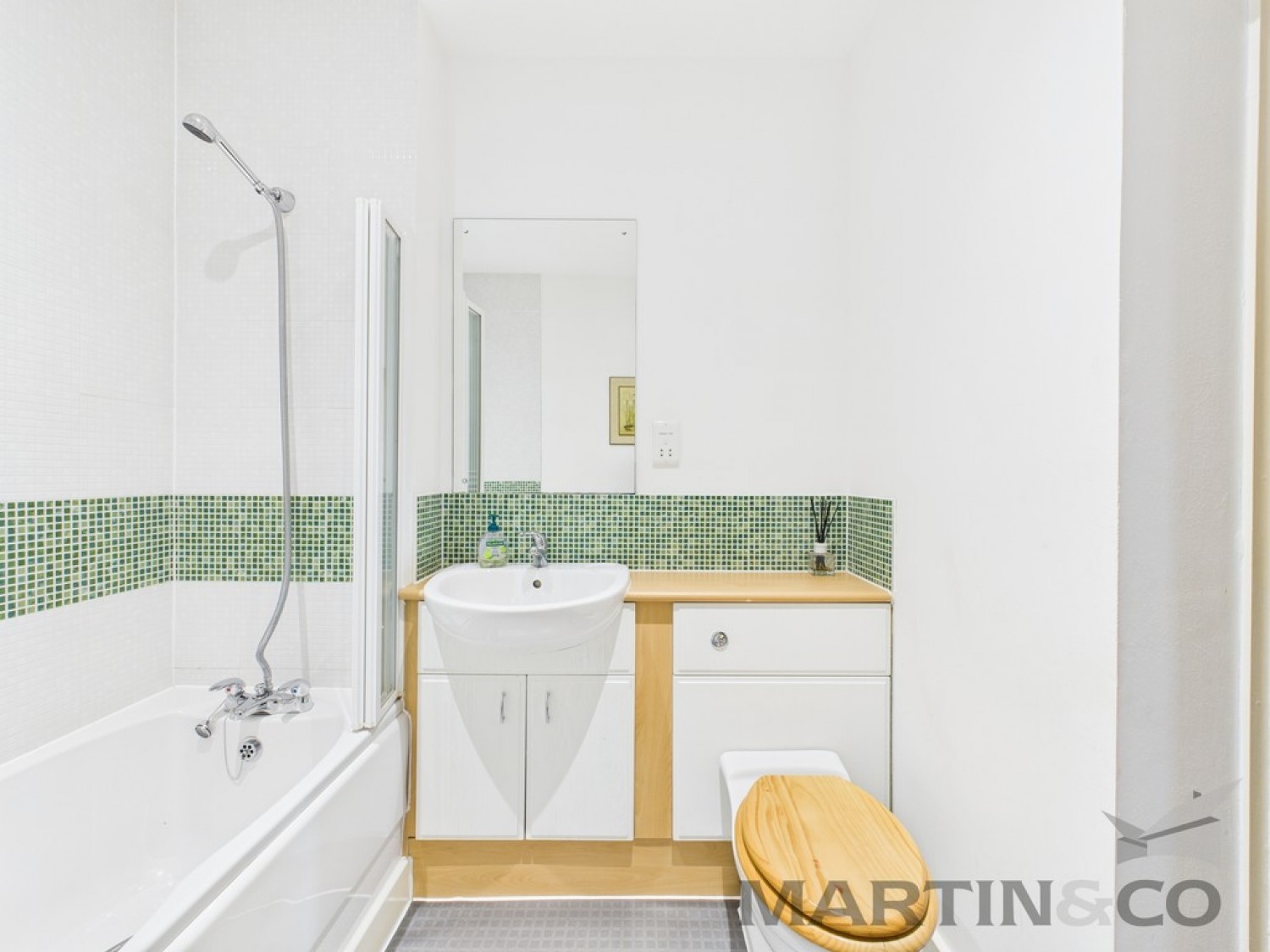 2 bedroom Flat for Letting Benedictine Place, St Albans