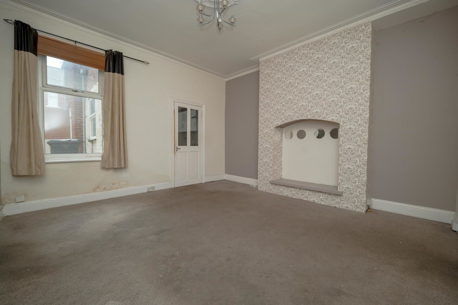 2 bedroom Flat for Sale Dean Road, South Shields