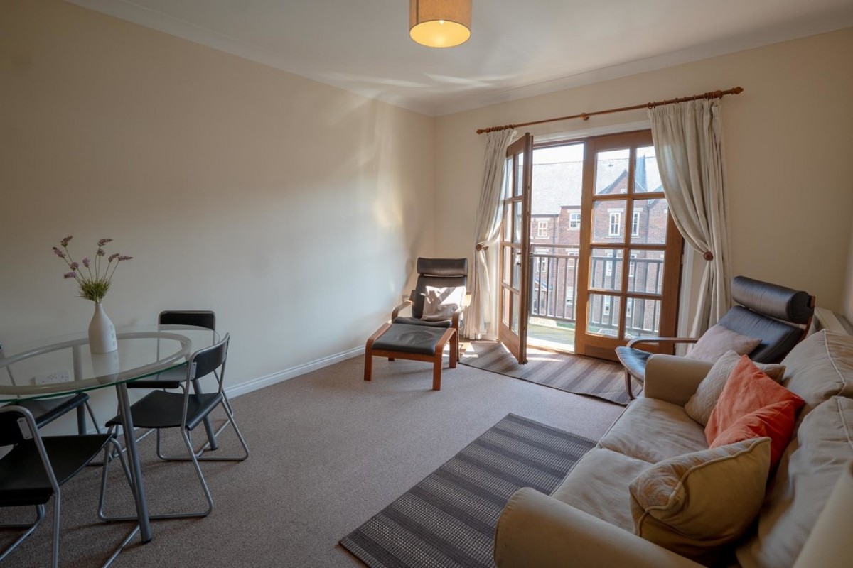 Peartree Mews, Tunstall