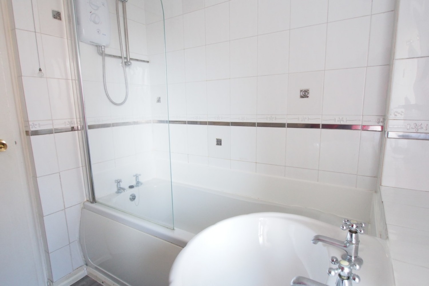 27 weighhouse Close , Paisley