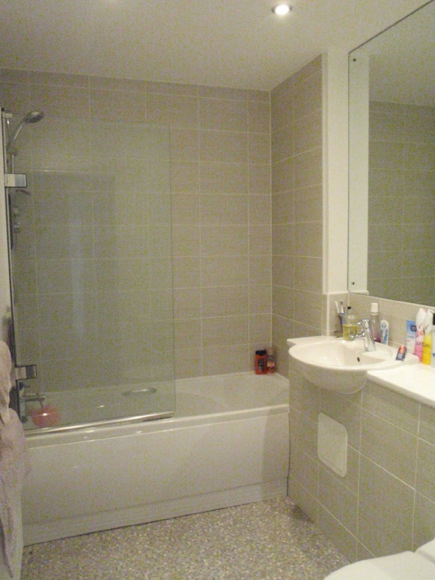 2 bedroom Flat for Letting Cardon Square , Renfrew