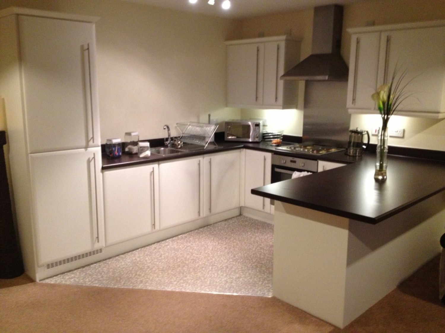 3 bedroom Flat for Letting Cardon Square Ferry Village