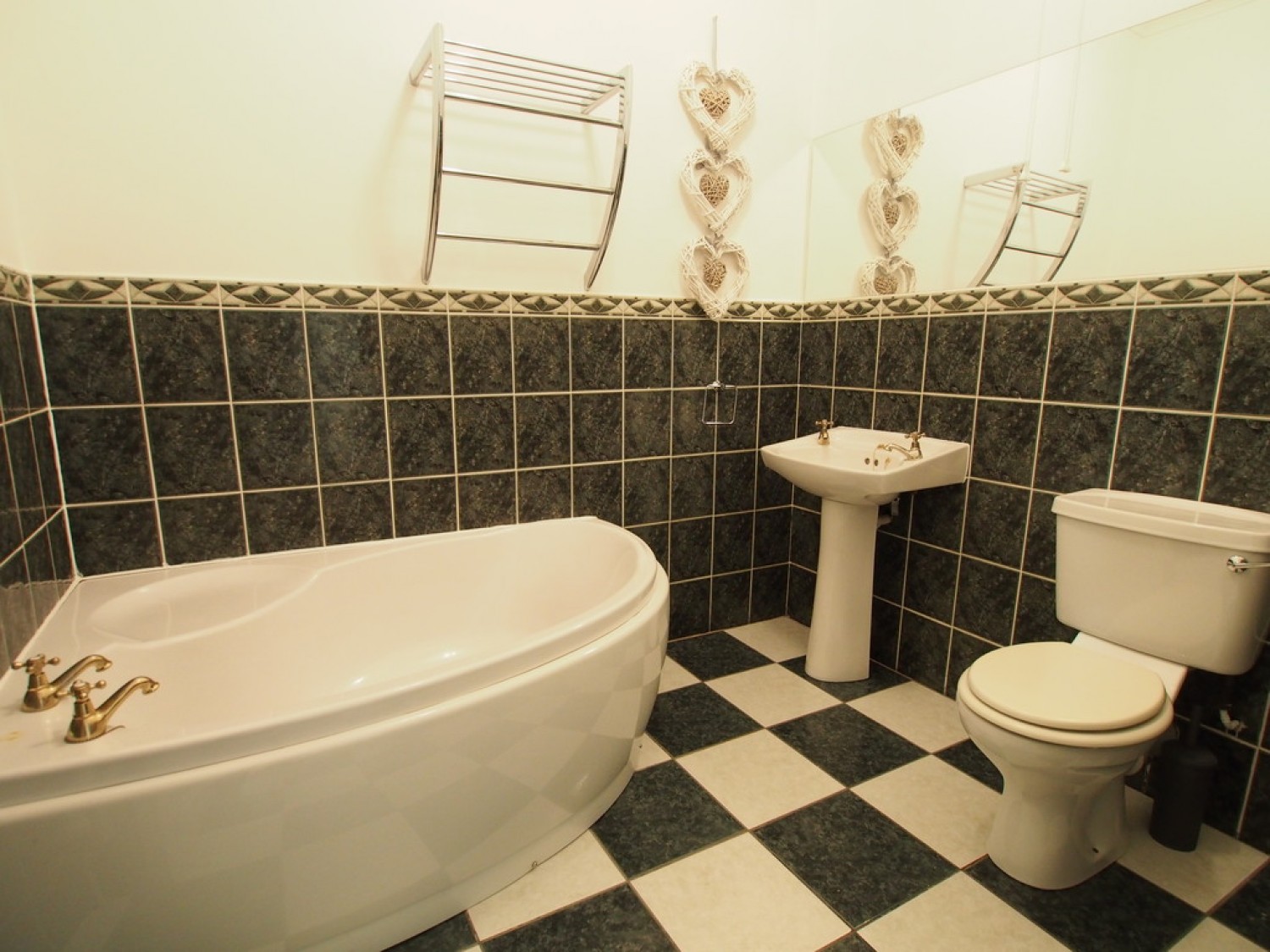 2 bedroom Flat for Letting Manor Park Avenue, Newark House, Paisley