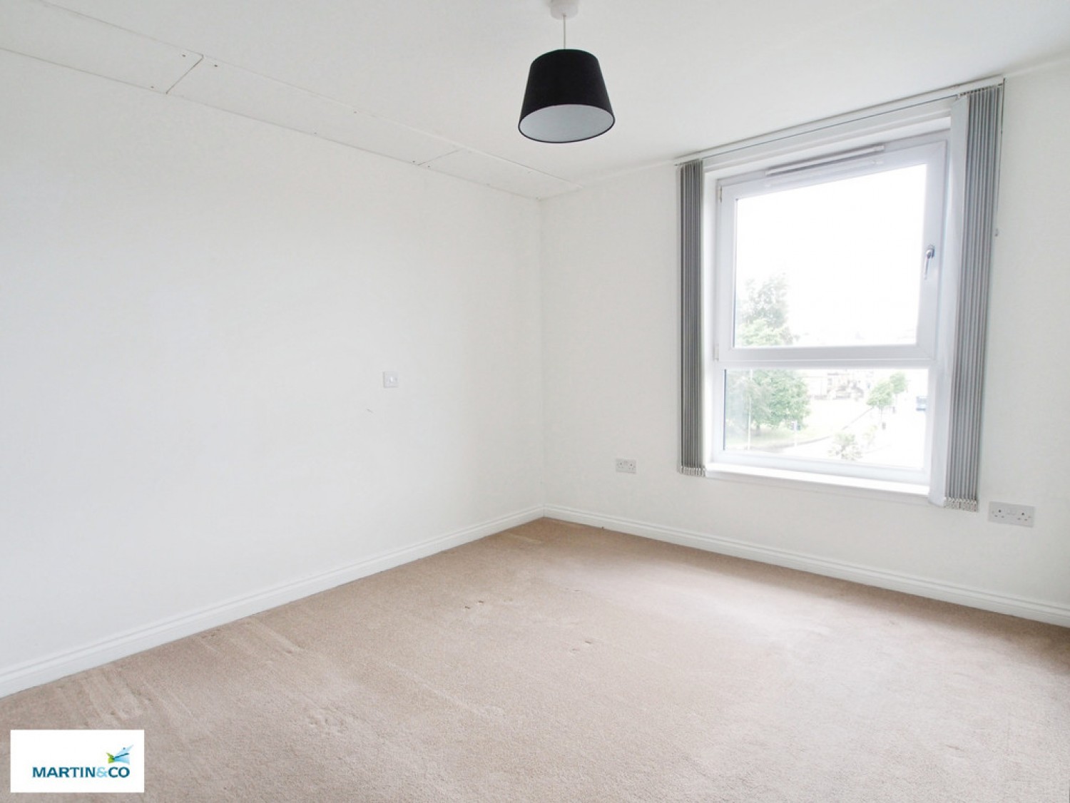 2 bedroom Flat for Letting Abbey Place, Paisley