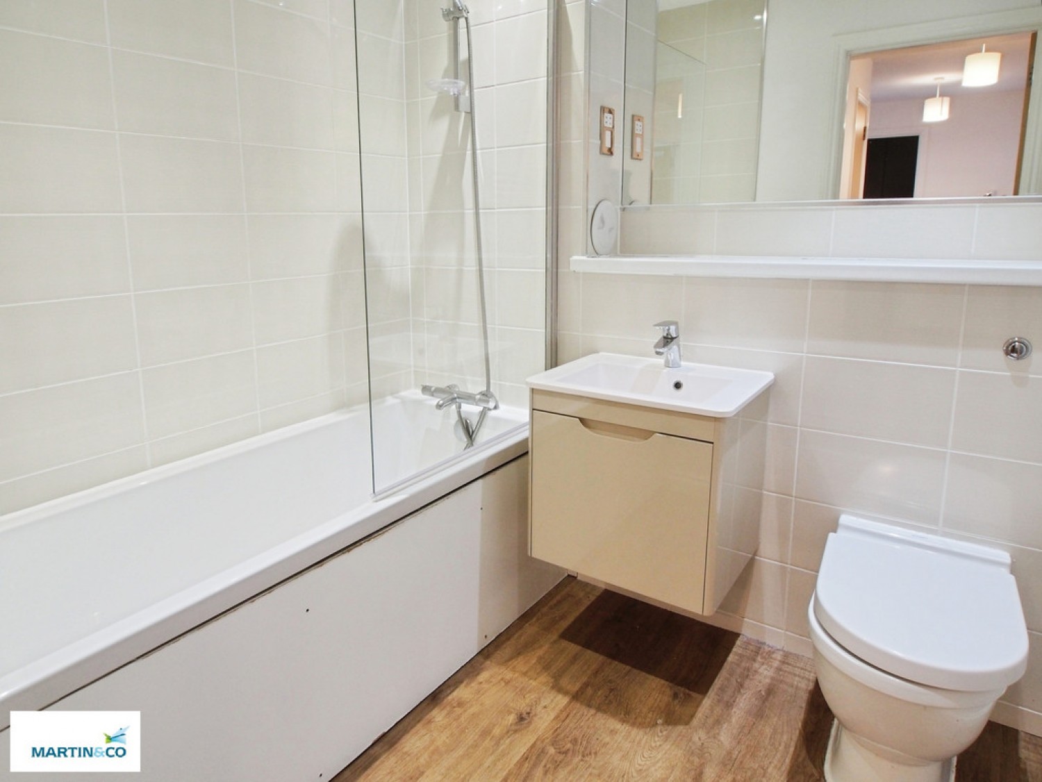 2 bedroom Flat for Letting Abbey Place, Paisley