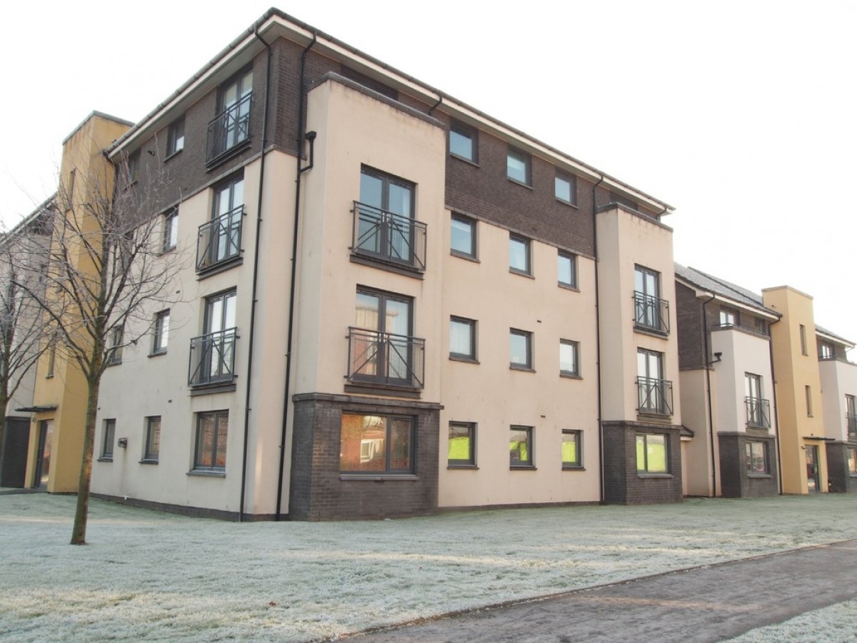 2/3, 3 Kenley Road
