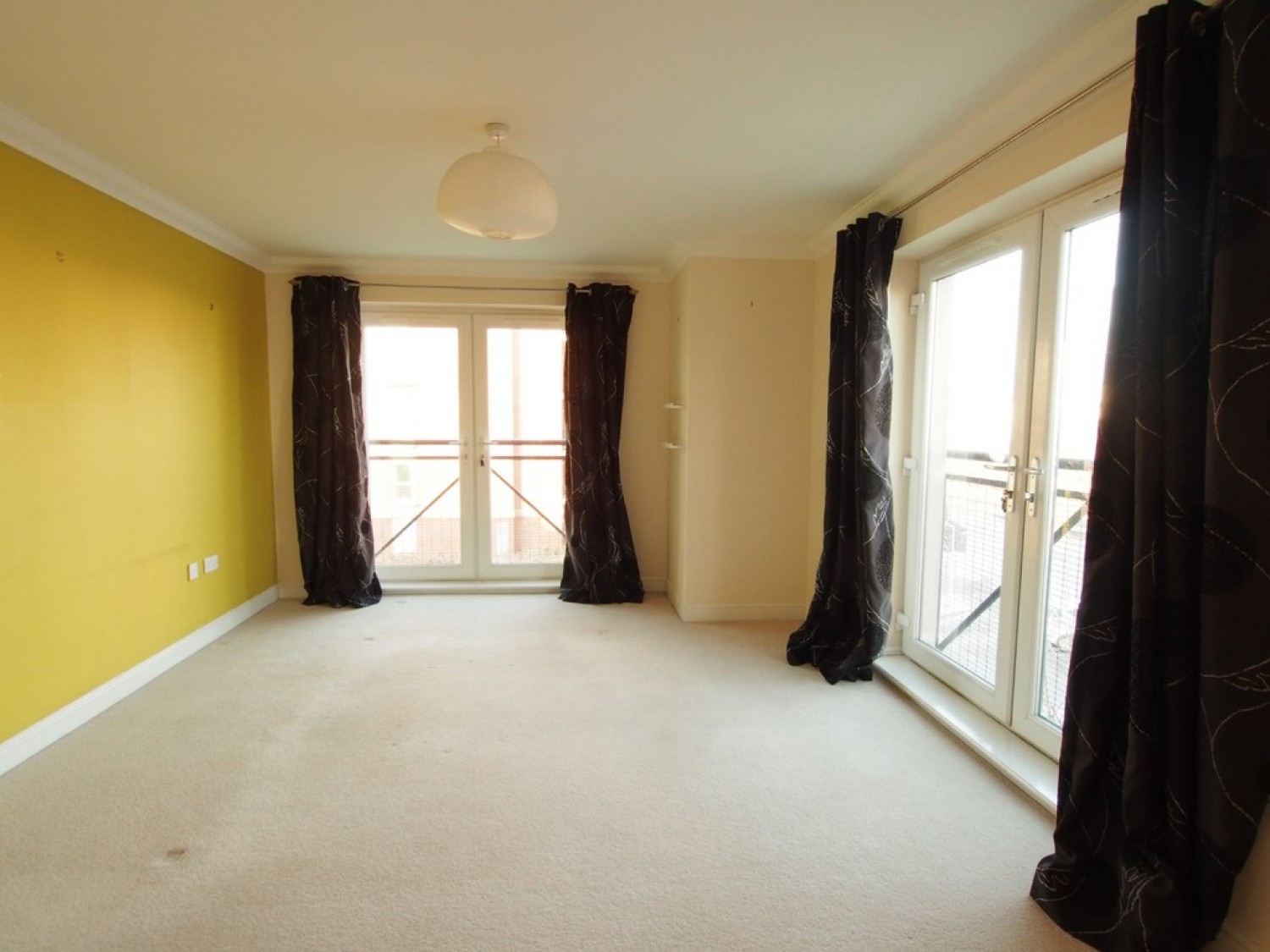 3 bedroom Flat for Letting 2/3, 3 Kenley Road