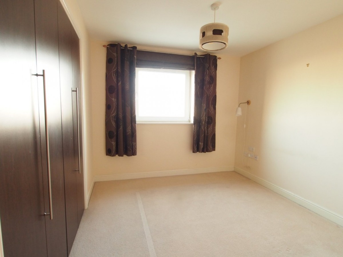 2/3, 3 Kenley Road