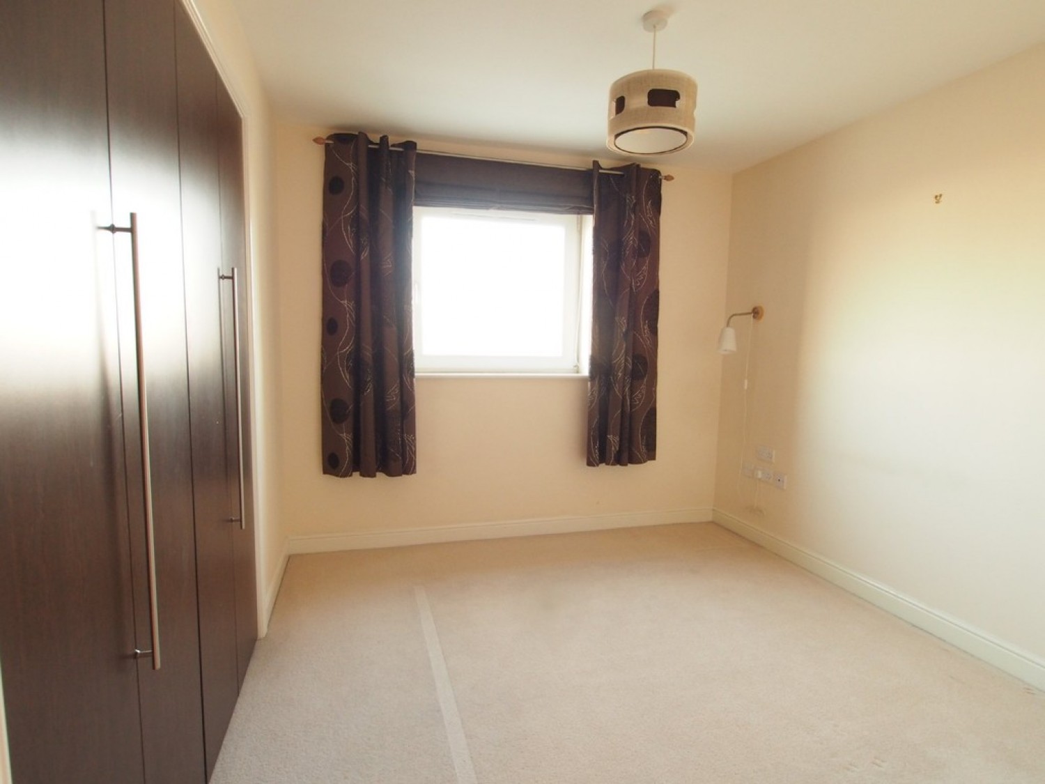 3 bedroom Flat for Letting 2/3, 3 Kenley Road