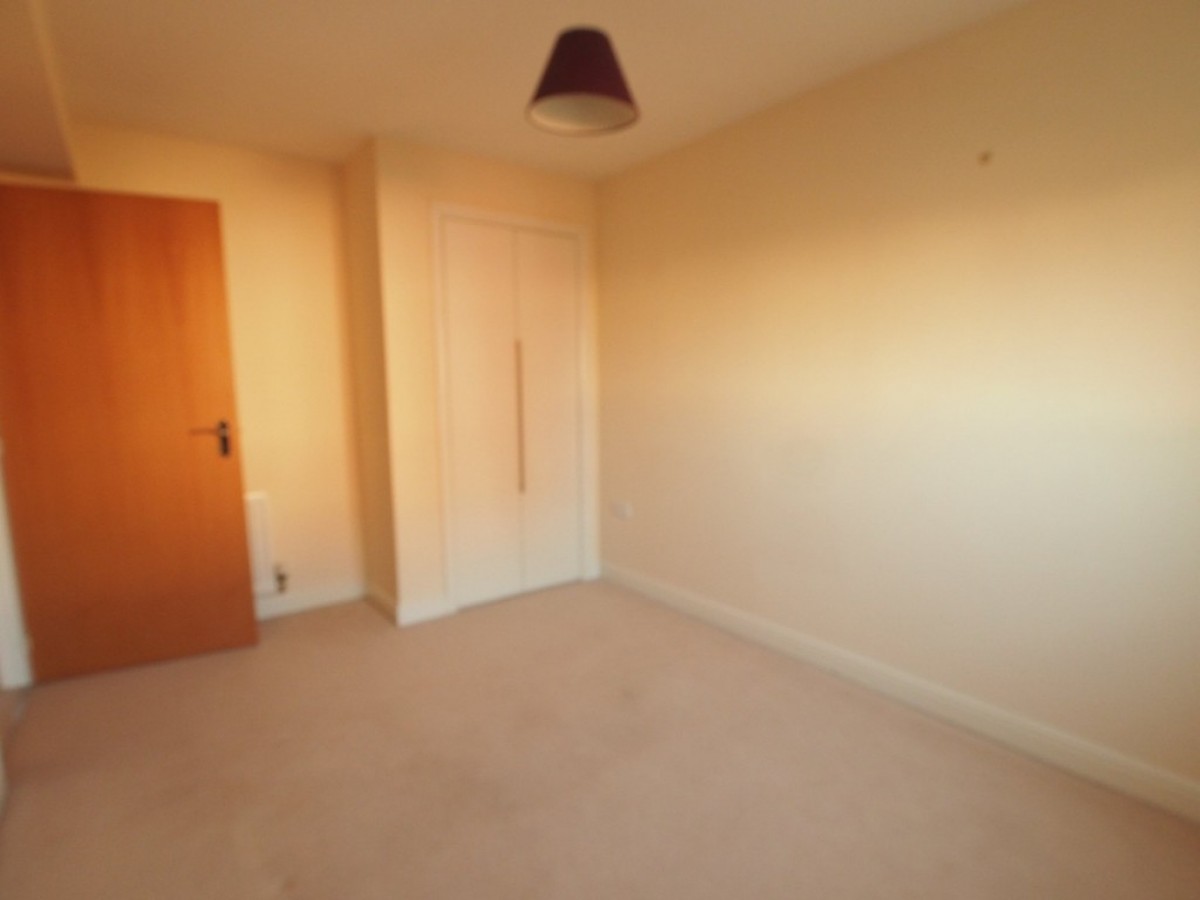 2/3, 3 Kenley Road