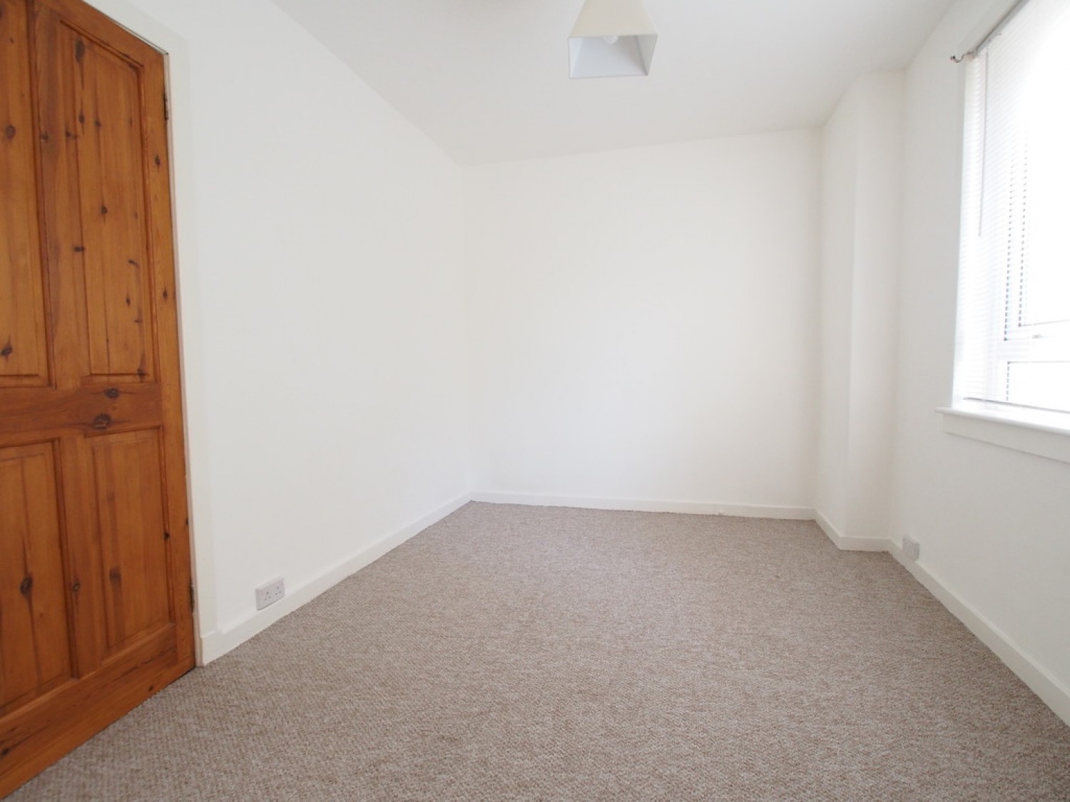 1/2, 58 Gallowhill Road
