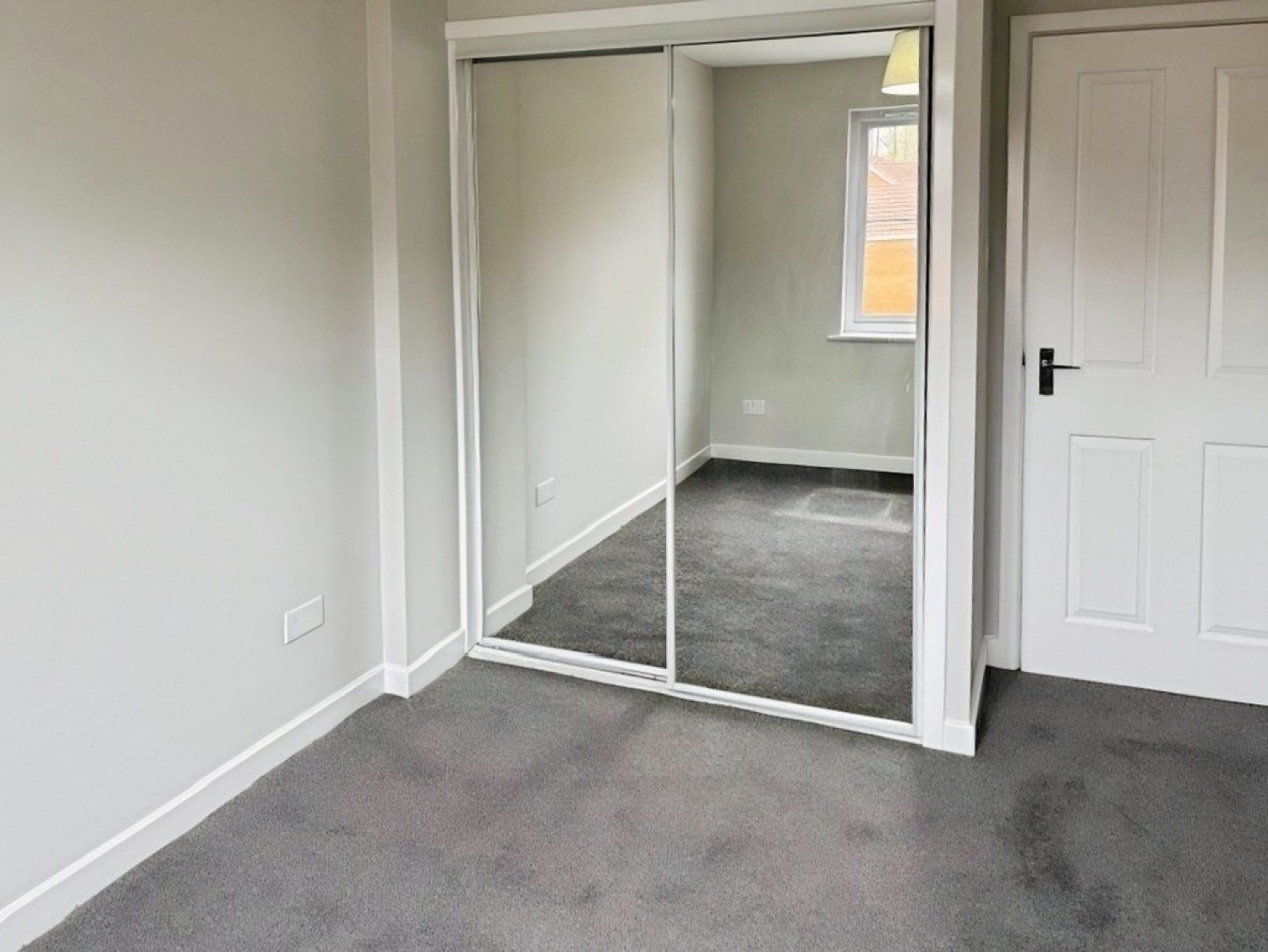 2 bedroom Flat for Letting John Neilson Avenue