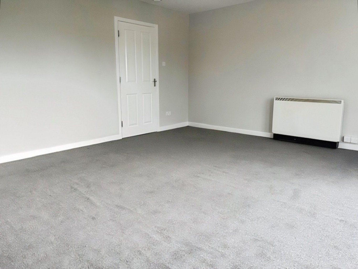 2 bedroom Flat for Letting John Neilson Avenue