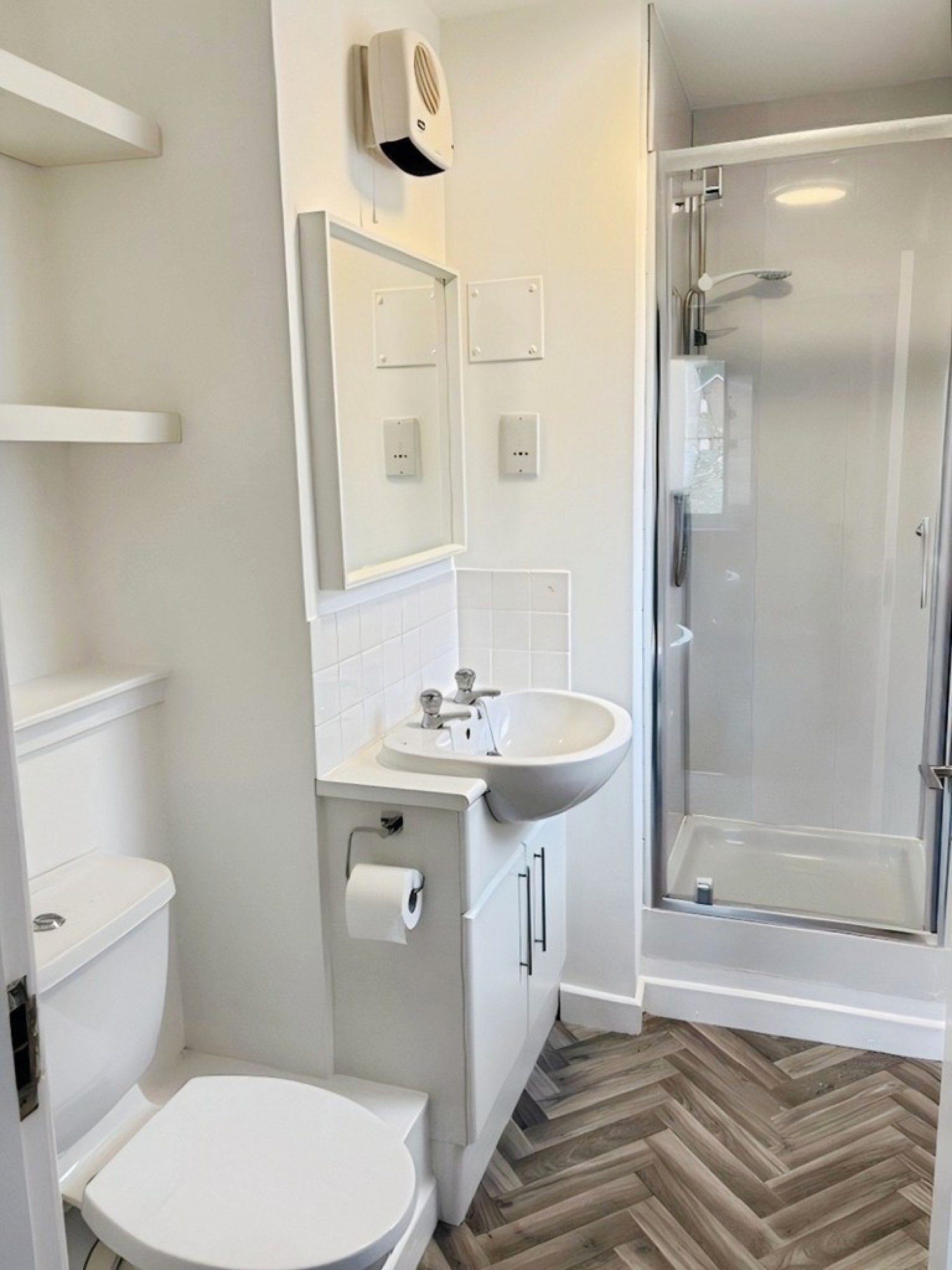 2 bedroom Flat for Letting John Neilson Avenue