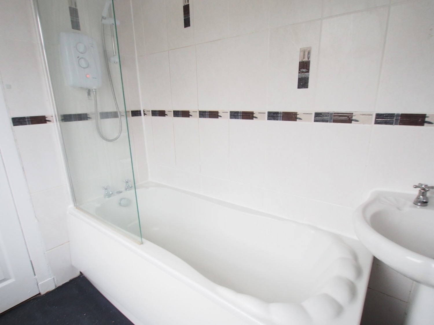 2 bedroom Flat for Letting D, 7 Carbrook Street