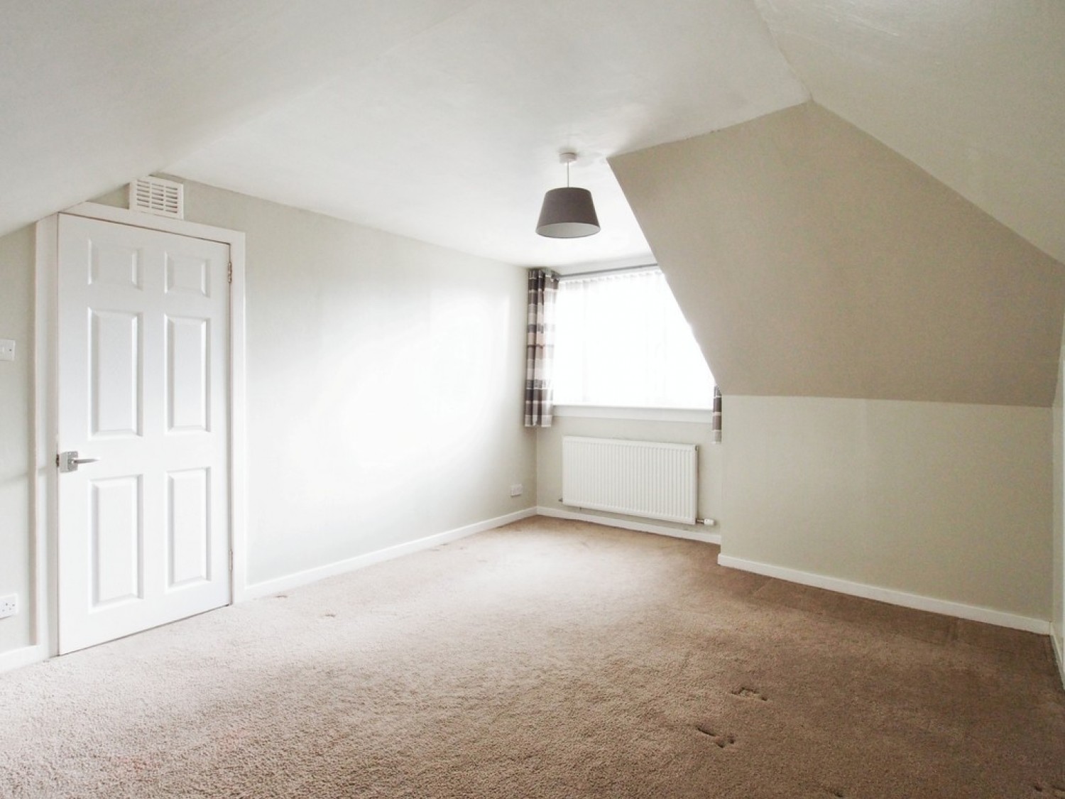 3 bedroom House for Letting 18 Cyprus Avenue