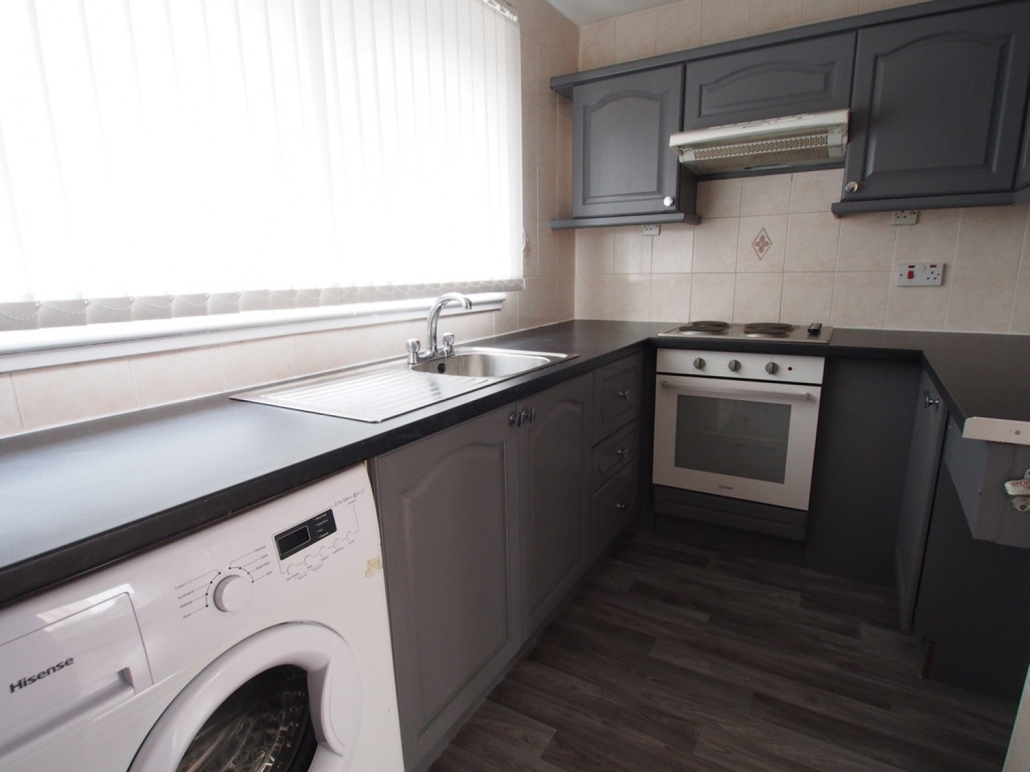 1 bedroom Flat for Letting 3/2, 16 Kennedy Path