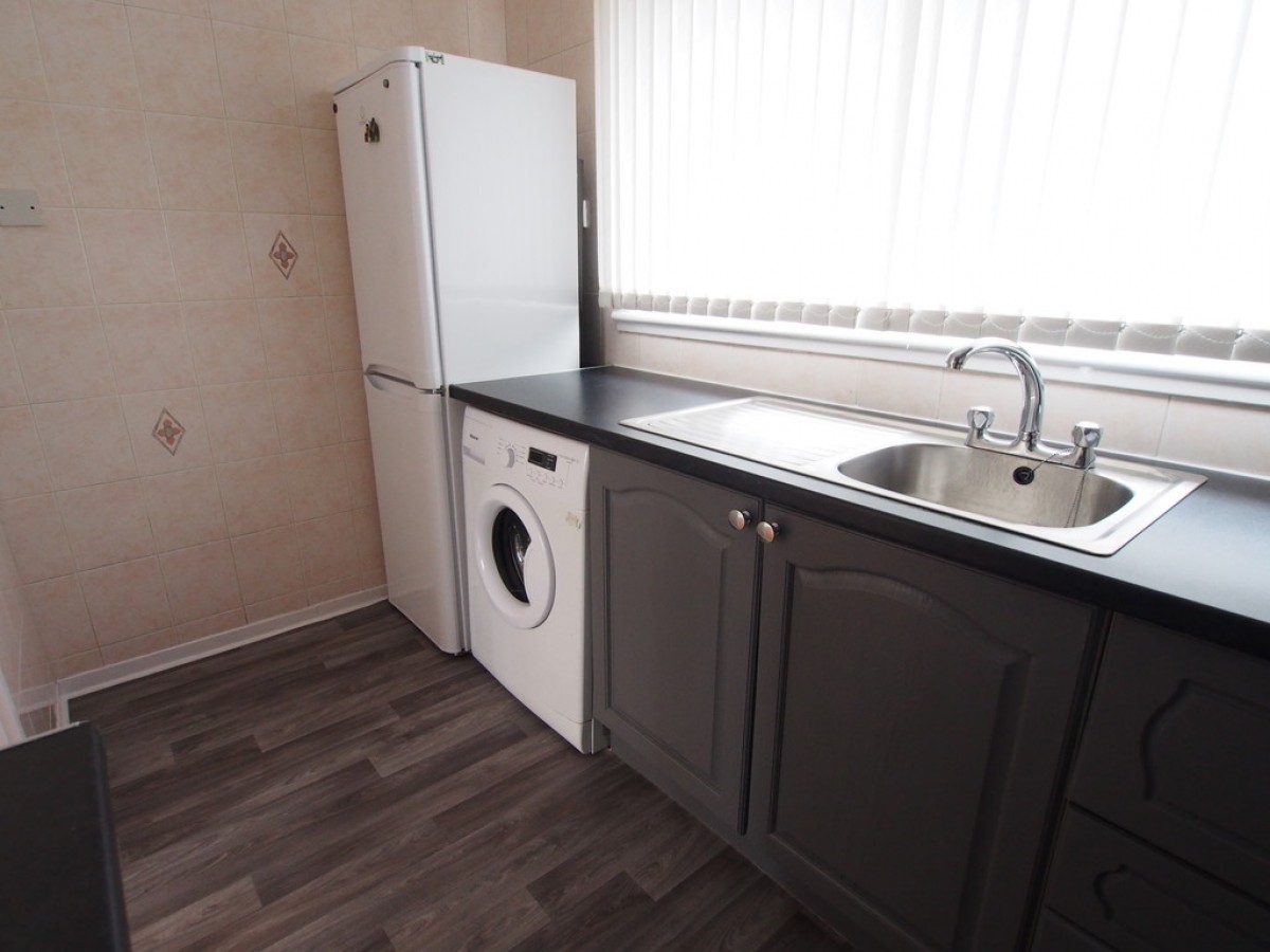 3/2, 16 Kennedy Path