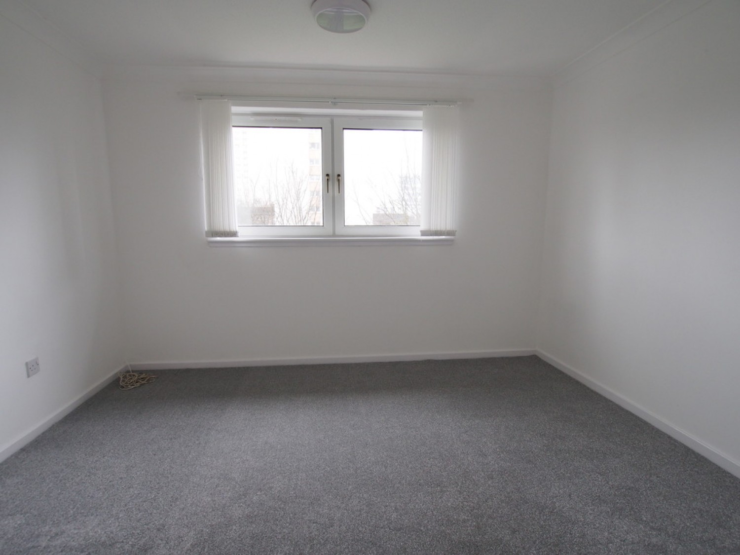 1 bedroom Flat for Letting 3/2, 16 Kennedy Path