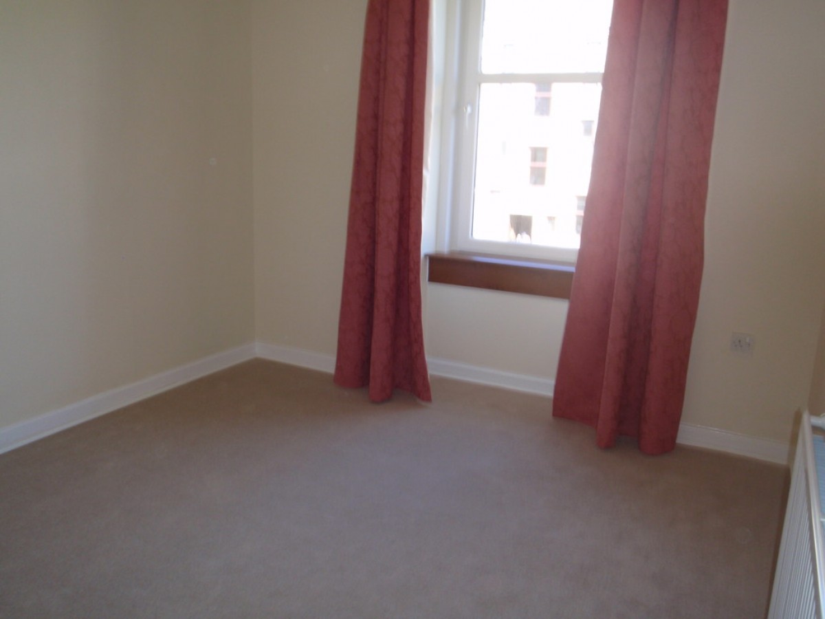 1/2, 43 Kilnside Road