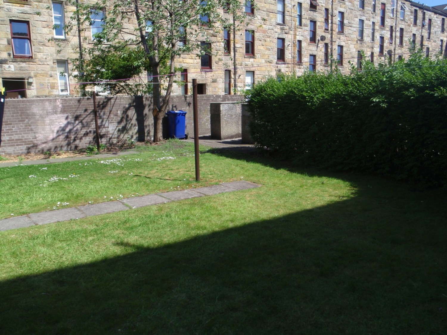 1/2, 43 Kilnside Road