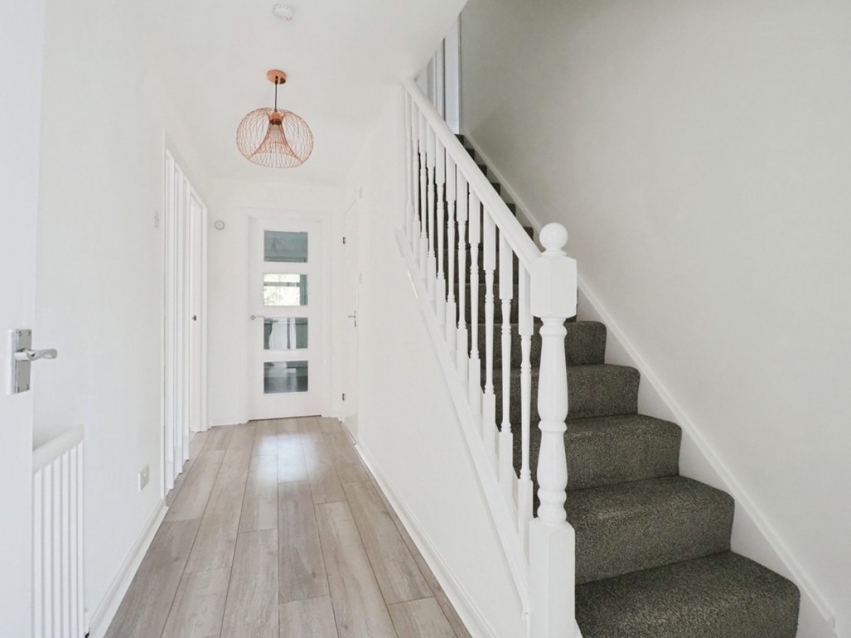 Grants Avenue, Glenburn