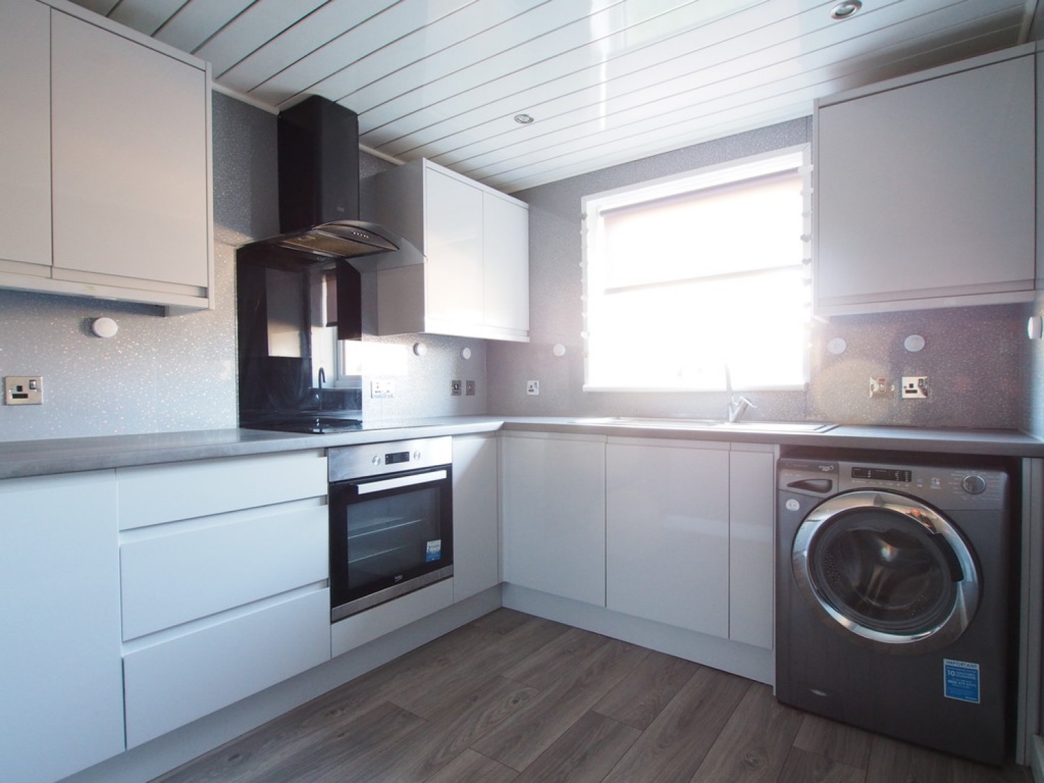 2 bedroom Flat for Letting 224 Castle Gait