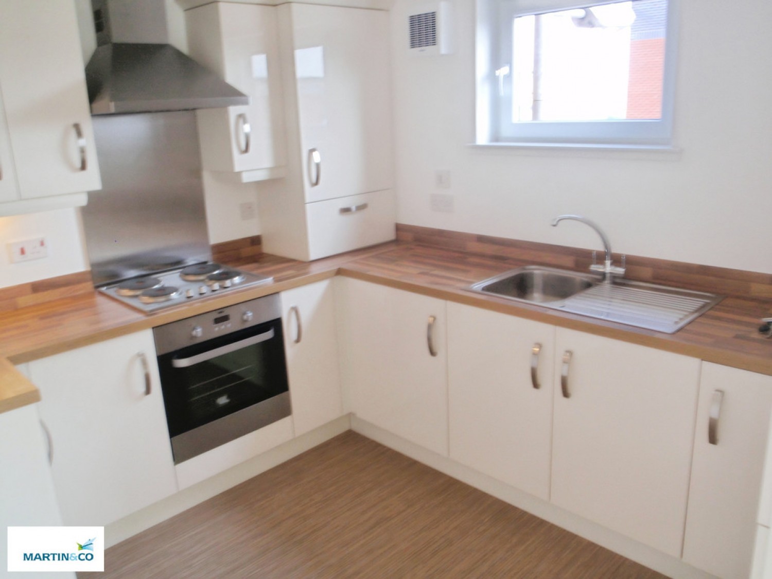 2 bedroom Flat for Sale Cardon Square , Ferry Village