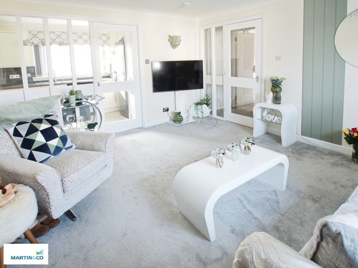 2 bedroom Flat for Sale 8 The Brae