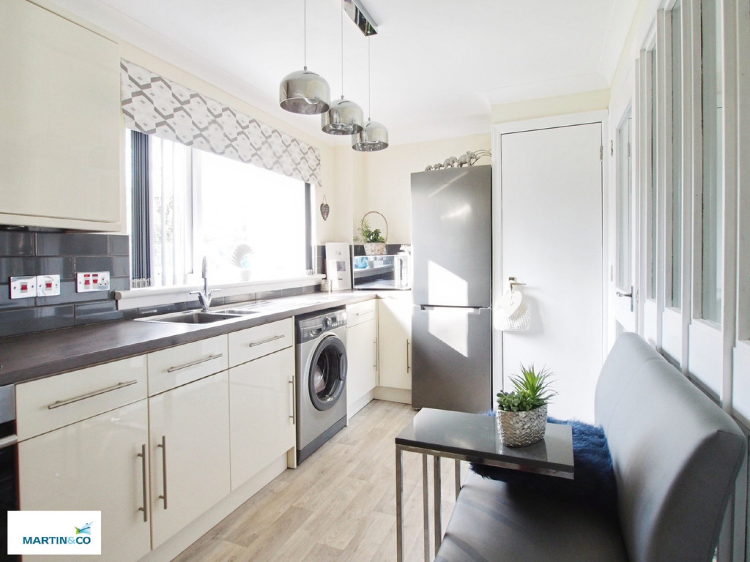 2 bedroom Flat for Sale 8 The Brae