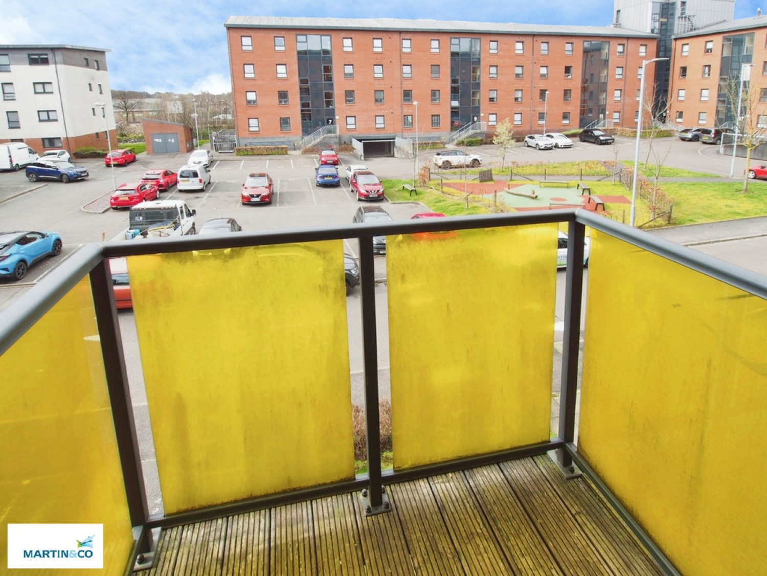 2 bedroom Flat for Sale 1/2, 8 Cardon Square